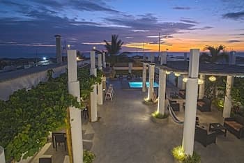 Hotel La Ría Playas