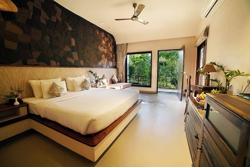 “ The Pugmark “ – A Wildlife Resort”