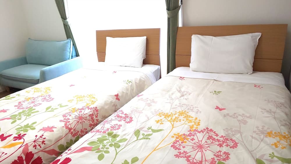 Kariyushi Condominium Resort Kin Yaka Seaside