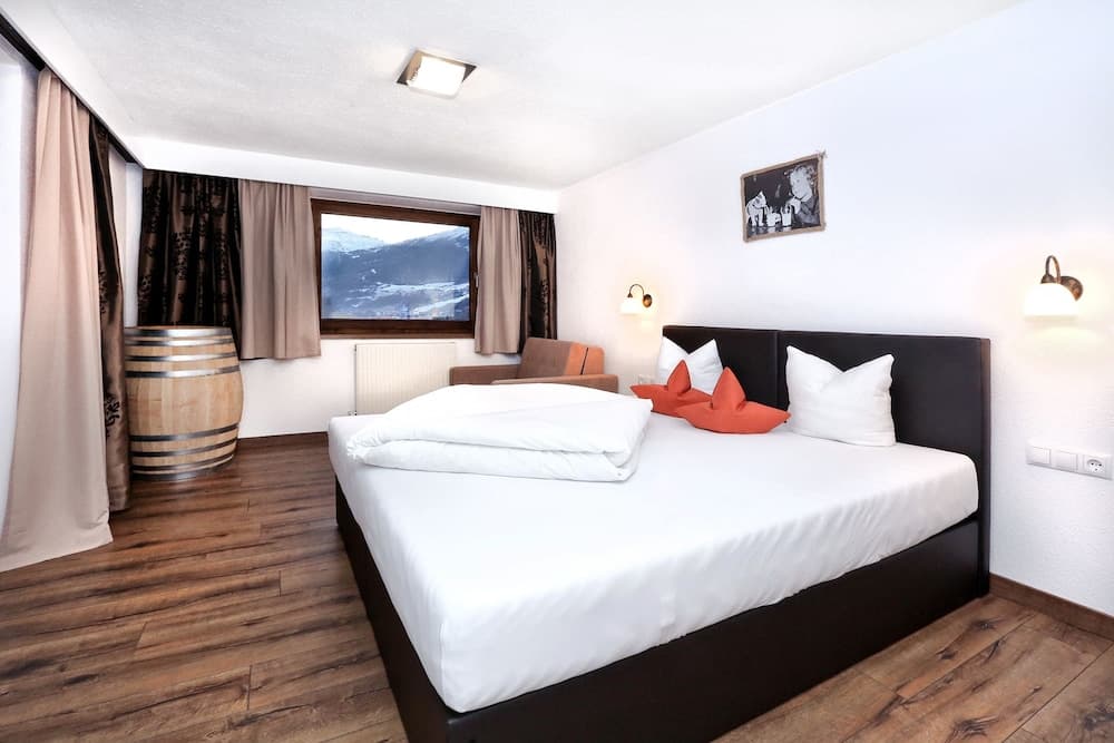 A CASA Rubin Chalet & Studio Resort