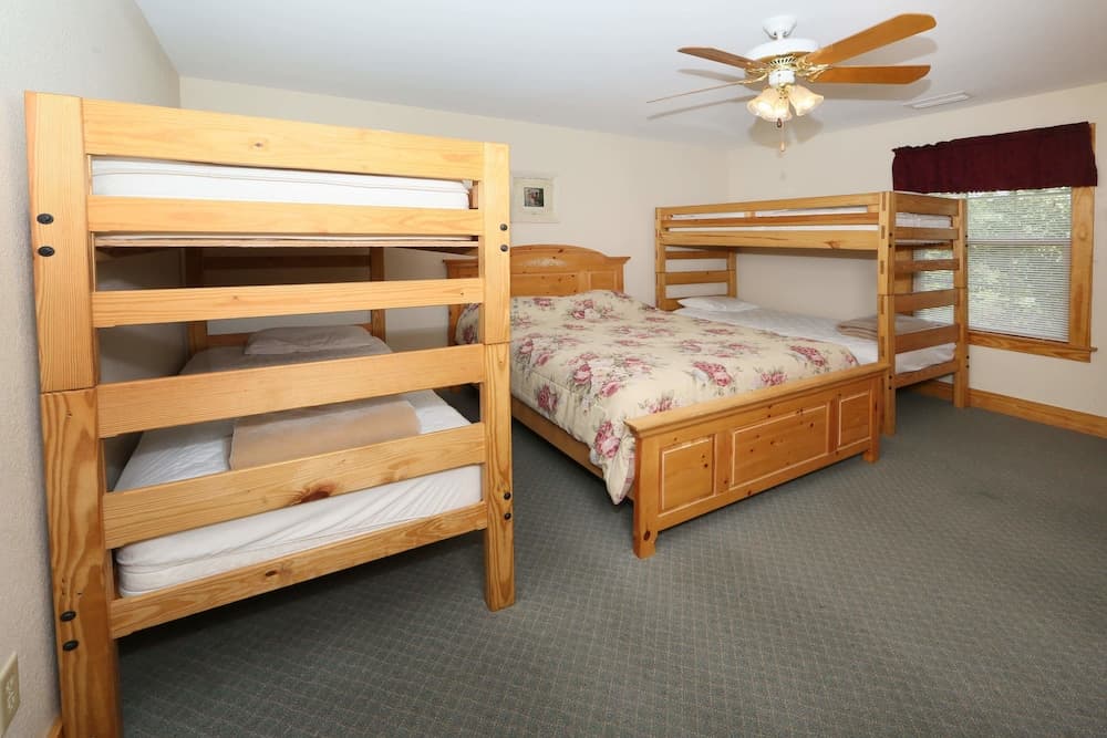 Poplar Point Condo Unit 12F by RedAwning