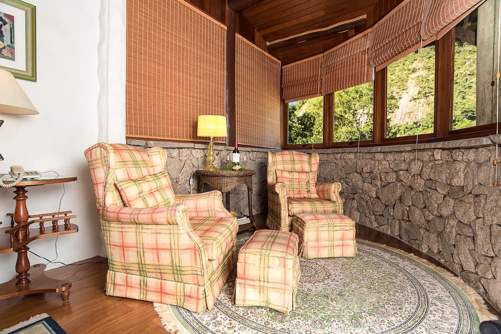 Bromelia Sabia & Cia