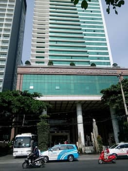 Nha Trang Wonderland Apartments