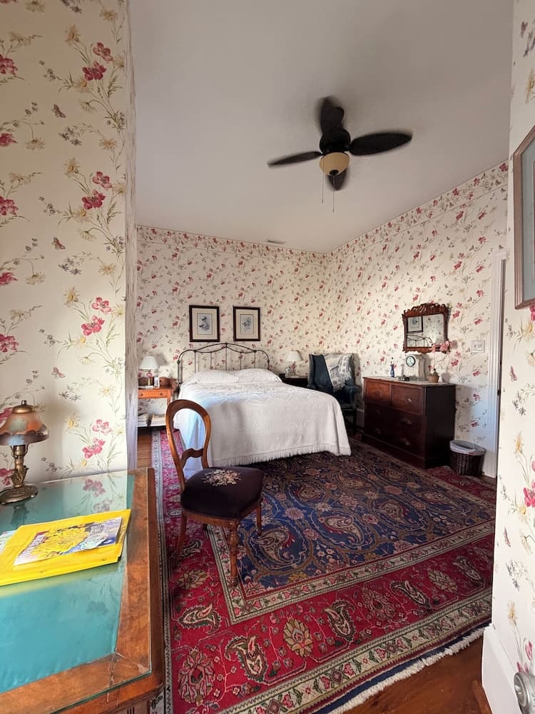 Hanna House Bed & Breakfast