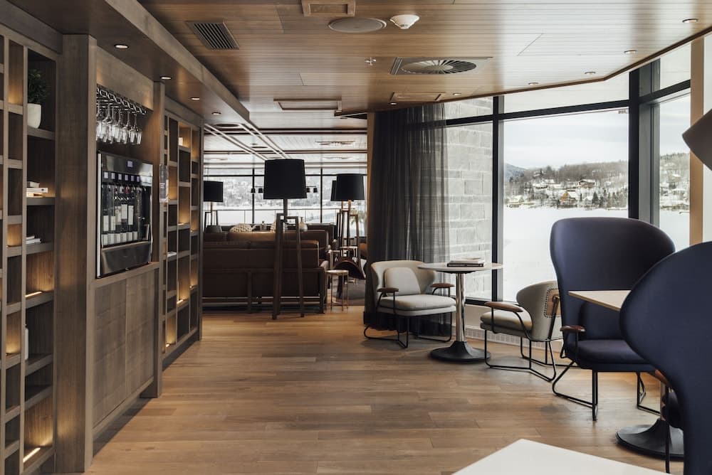 Entourage sur-le-Lac