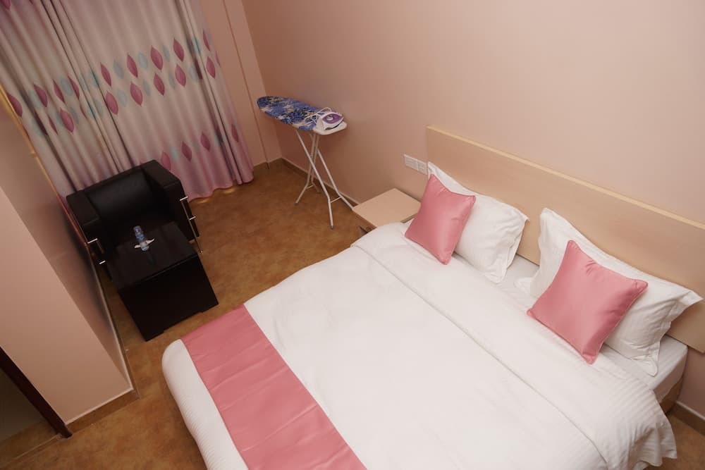 Là Ponye Hotel Apartment