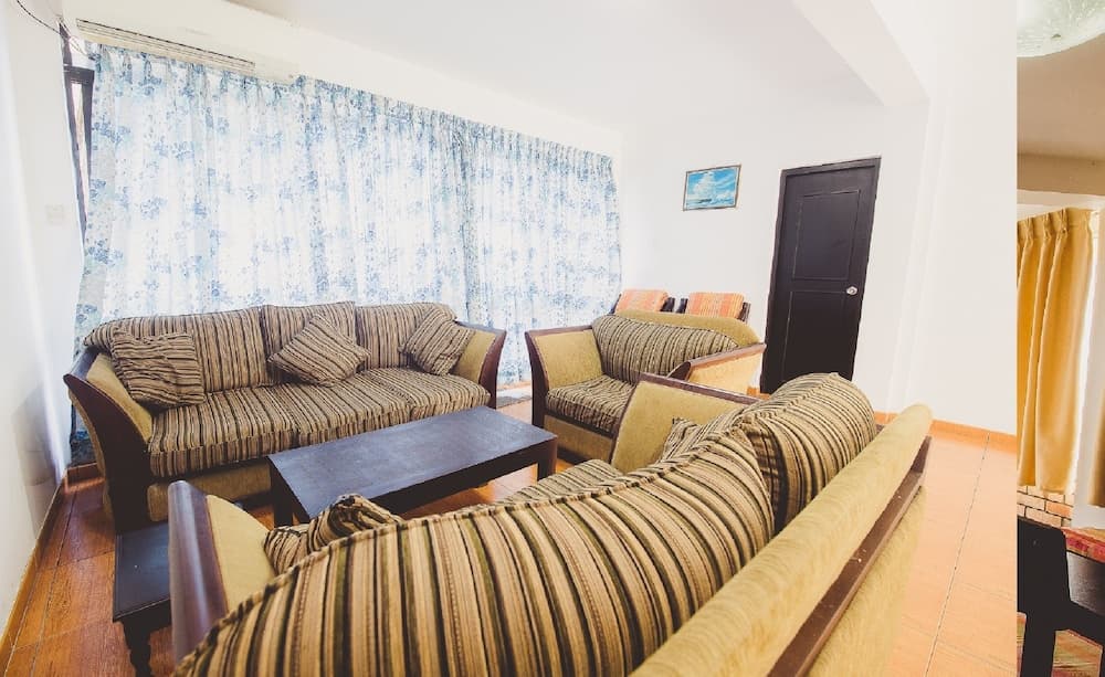 Marina Bay Apartments