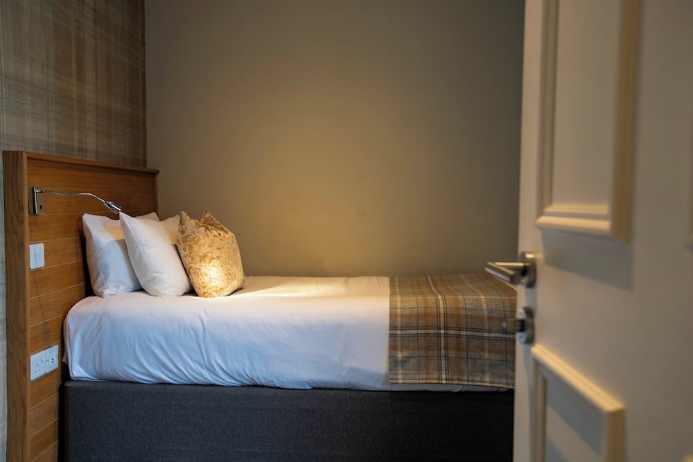 McKays Hotel Bar & Restaurant