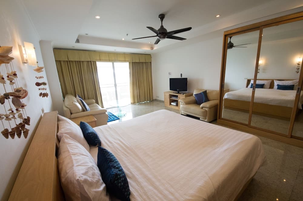 Viewtalay6 by Pat 42