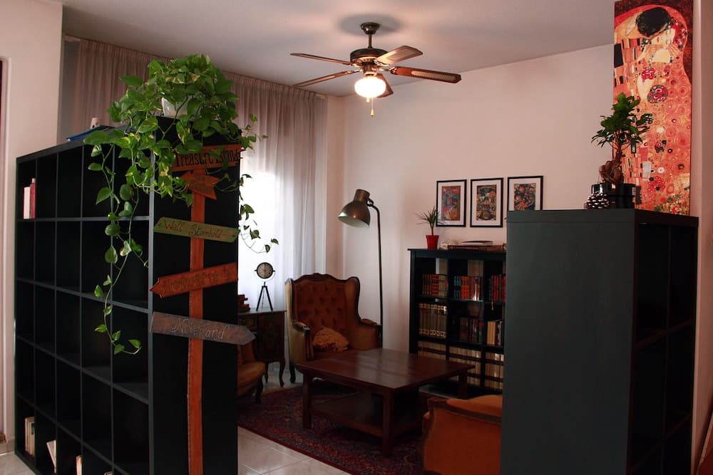 Books Beds & Breakfast