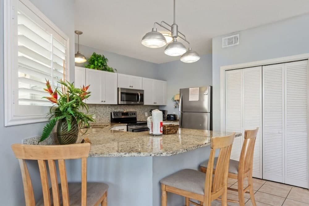 Now or Never 9117 - 2 Br Condo