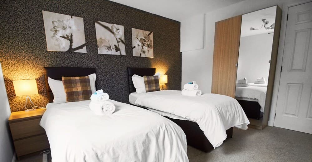 Thistle Apartments - Berry Apartment