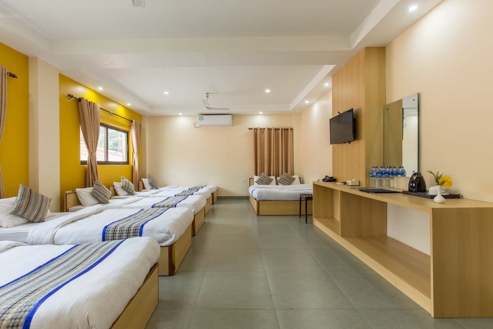 Siddhartha Riverside Resort