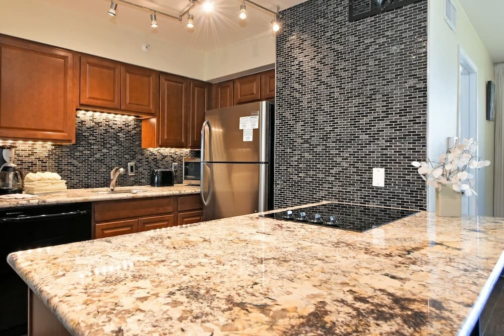 Royal Kahana #209 1 Bedroom Condo by RedAwning