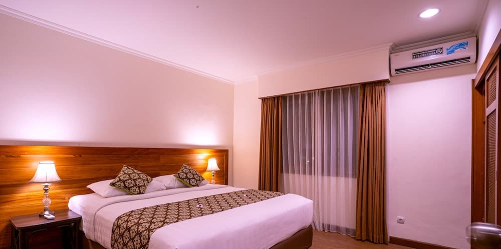 Plagoo Holiday Hotel