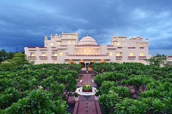 Le Méridien Jaipur Resort & Spa