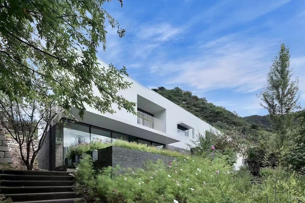 Commune by the Great Wall, in the Unbound Collection by Hyatt