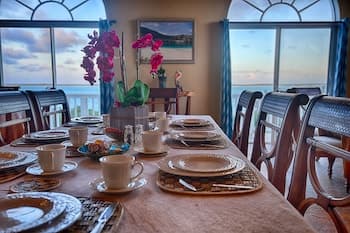 Gems at Paradise Beach Hotel