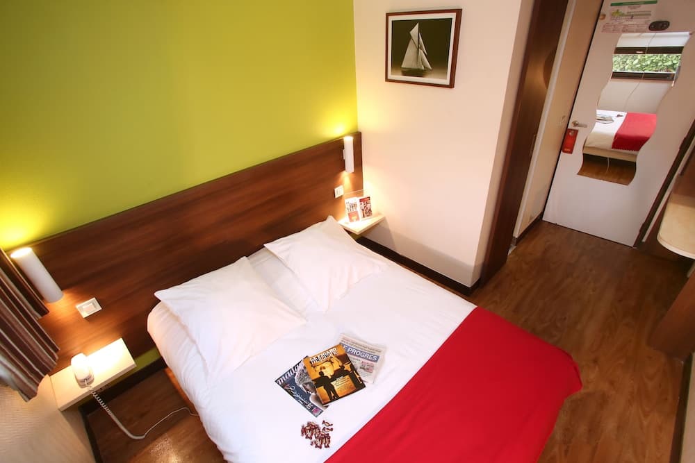 Brit Hotel Lyon Eurexpo