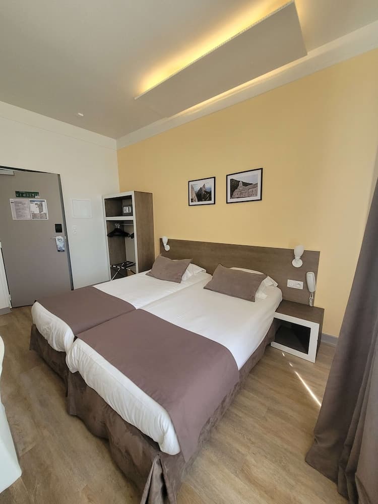 Kyriad Orange Centre