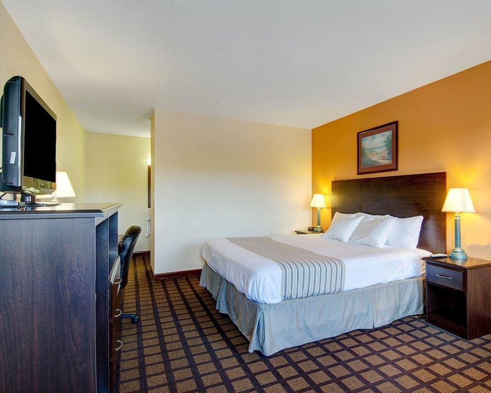 Econo Lodge Sharon - Foxborough