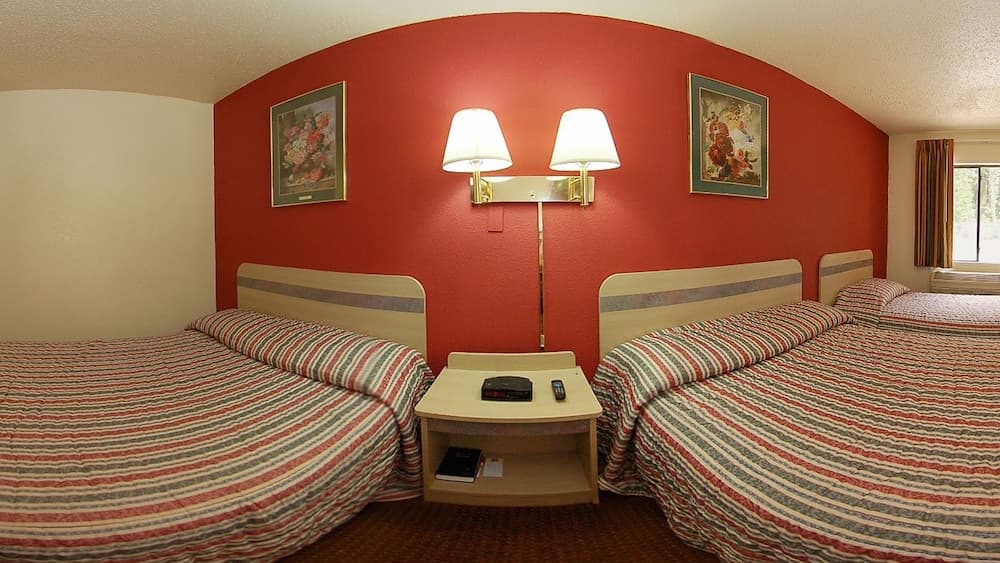 Econo Lodge Atlanta Airport East