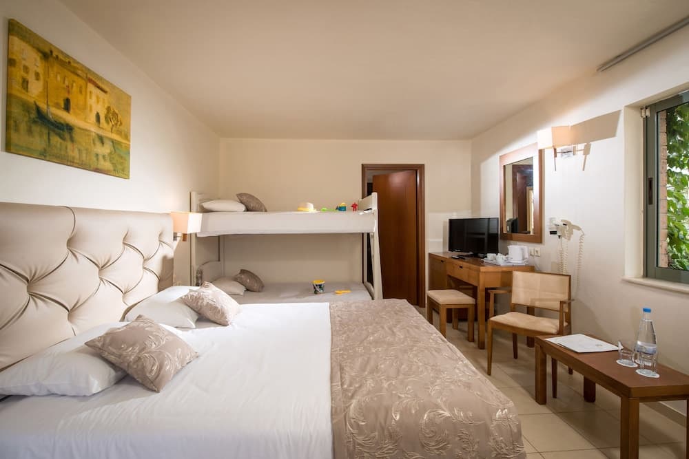 Bella Beach - All Inclusive