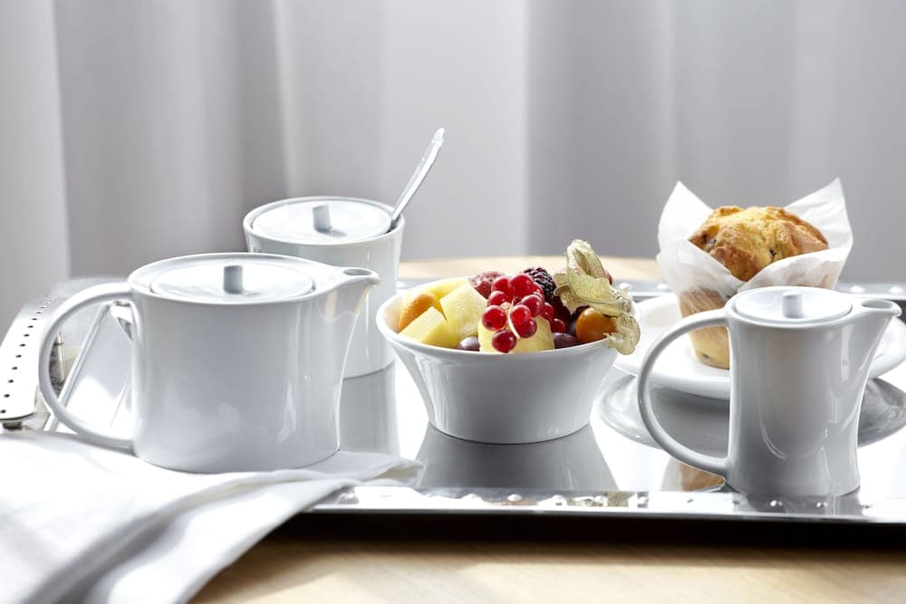 Zeus Wyndham Grand Athens