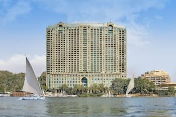 Four Seasons Hotel Cairo at Nile Plaza