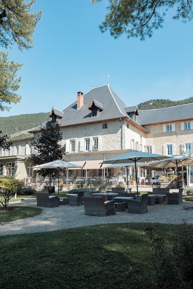 hotel image