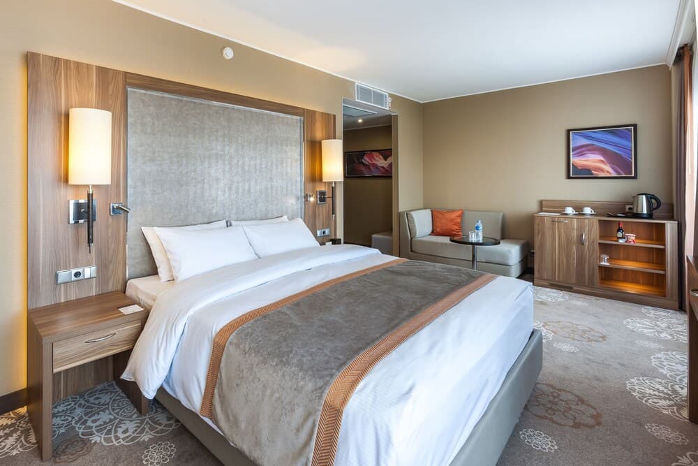 DoubleTree by Hilton Hotel Tyumen