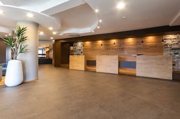 Sport Village Hotel & Spa