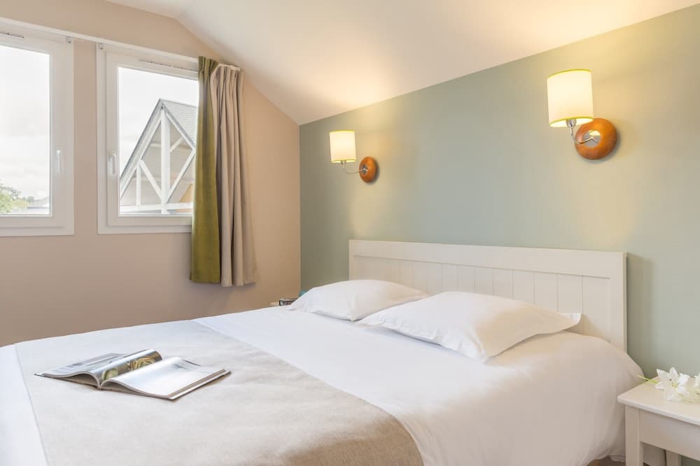 Village Normandy Garden Pierre & Vacances