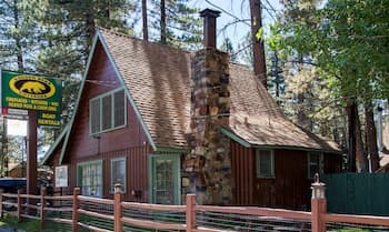 Golden Bear Cottages