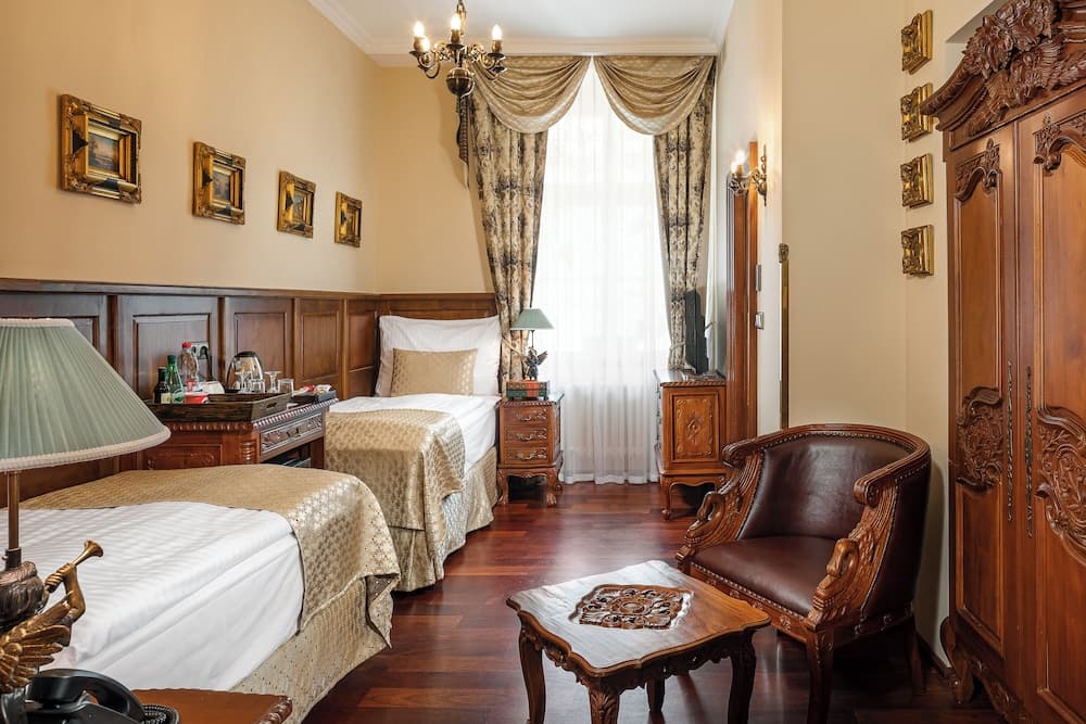 Iron Gate Hotel & Suites Prague by BHG