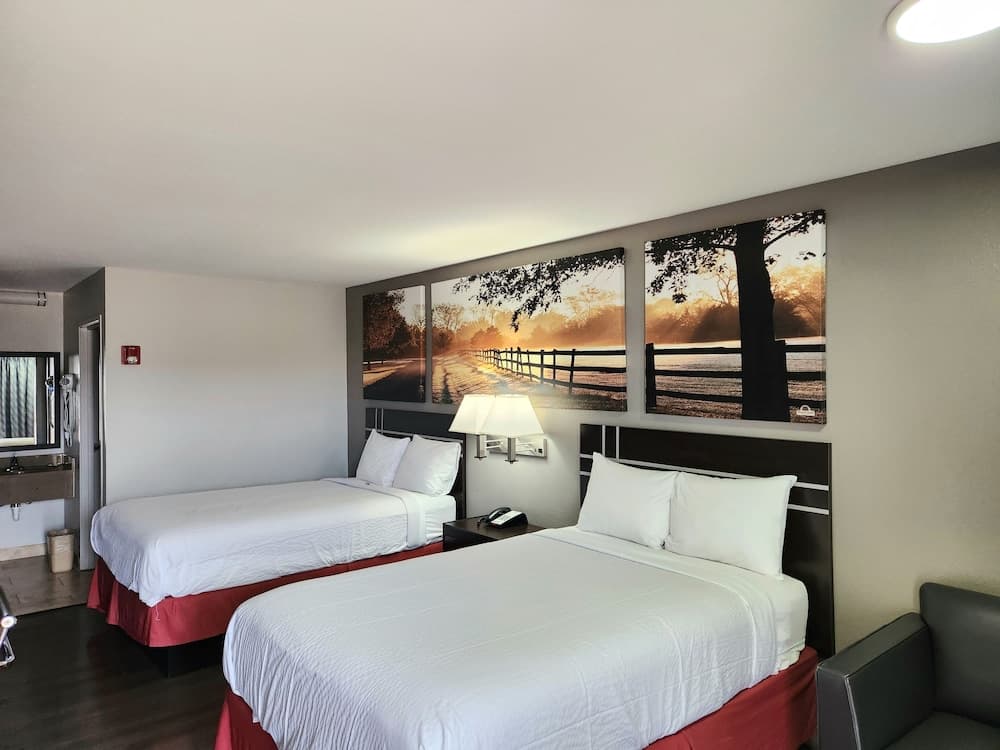 Days Inn by Wyndham Sulphur LA