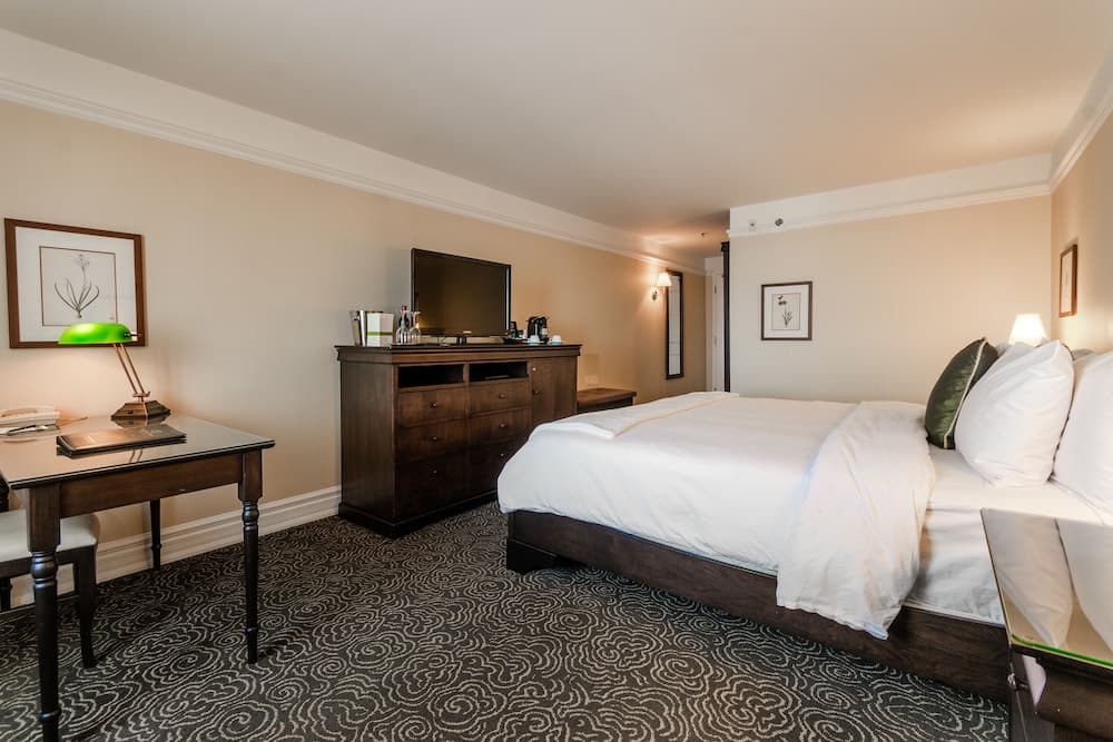 Le St-Martin Hotel & Suites Laval