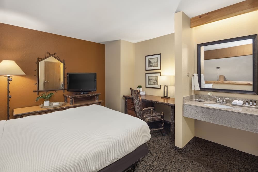 bantr Grand Hotel Wausau - Rothschild