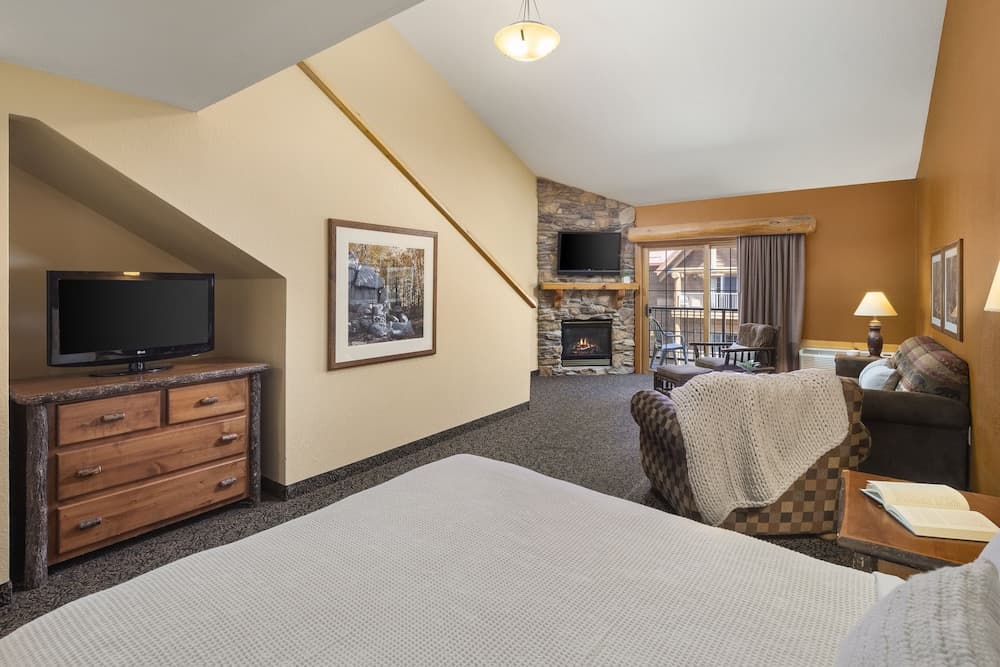 bantr Grand Hotel Wausau - Rothschild