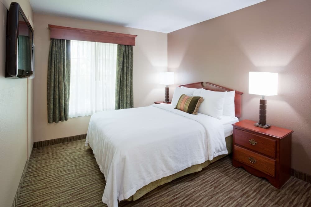 GrandStay Residential Suites - Eau Claire