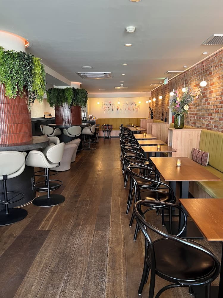 Townhouse Apartments