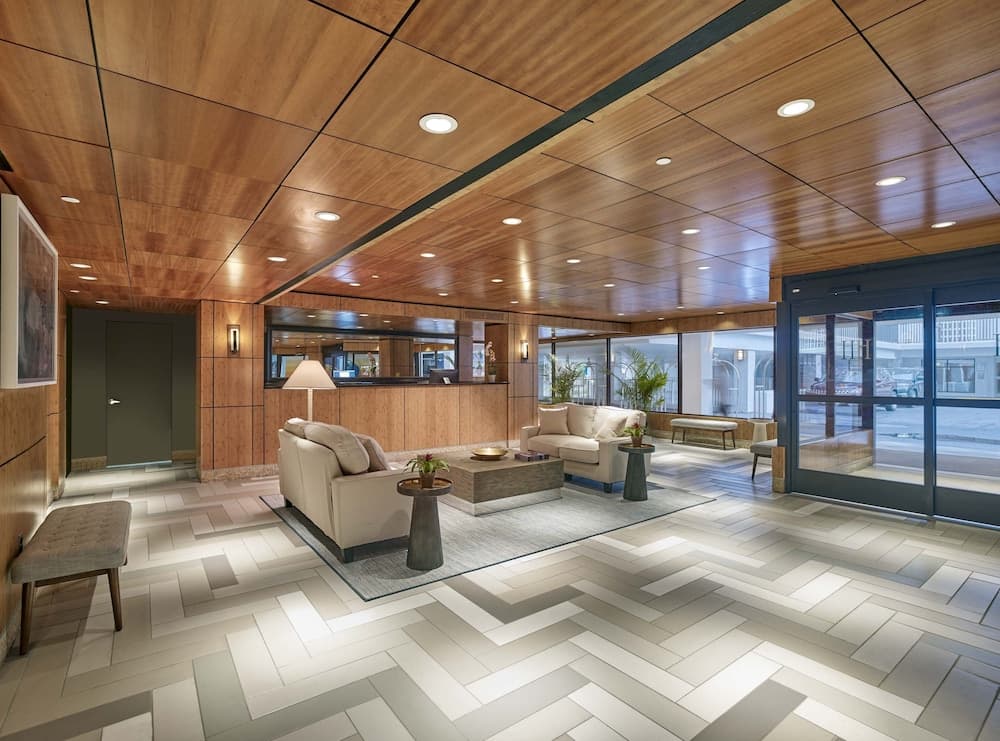 Henlopen Oceanfront Hotel