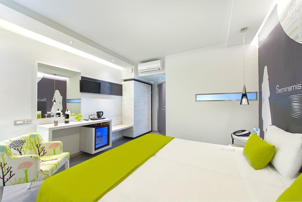 Semiramis City Hotel