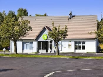 Hotel Campanile Auxerre - Monéteau