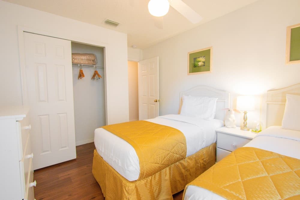 Berkley Lake Townhomes