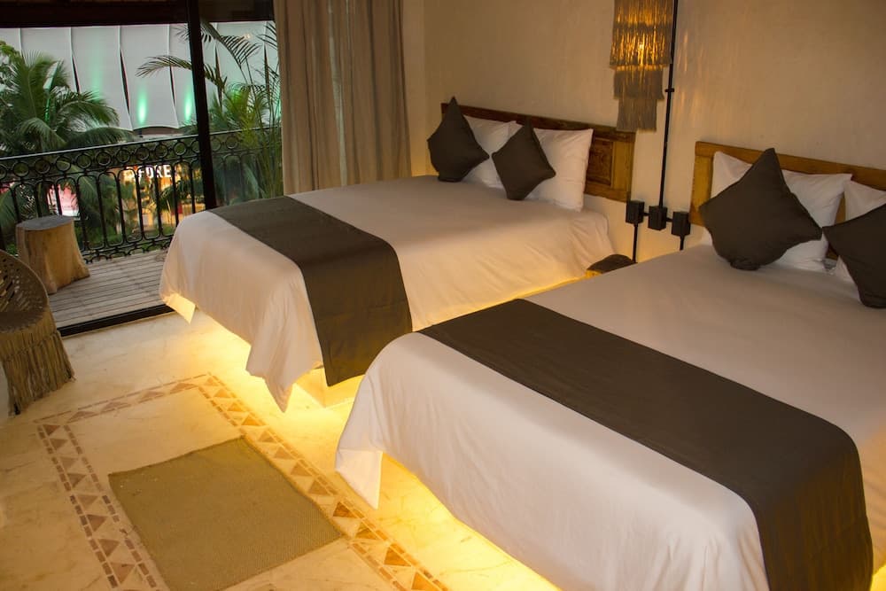 Caribbean Paradise Hotel & Spa - 5th Avenue