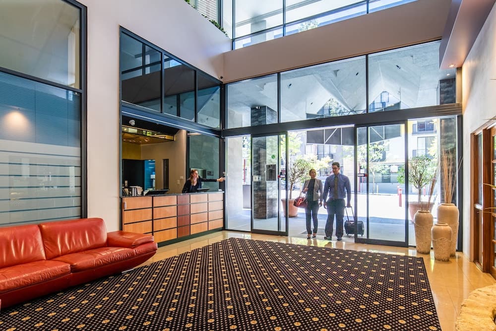 Starwest Apartments Alderney on Hay