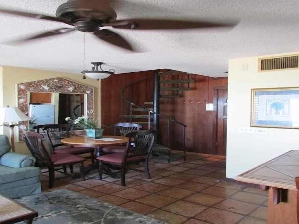 The Driftwood Resort