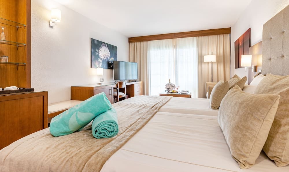 VIVA Golf - Adults Only