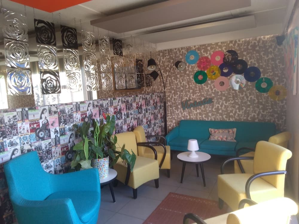 Kyriad Bordeaux - Mérignac Aéroport